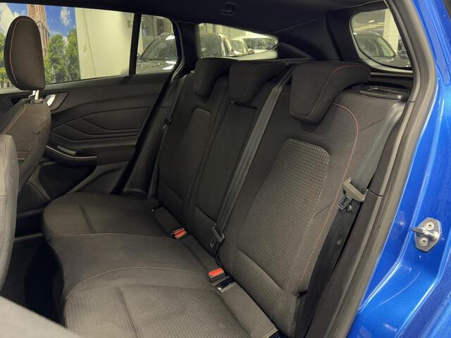 Ford FOCUS Wagon 1.0 EcoBoost 125 Hybrid ST Line | Achteruitrijcamera | Stoelverwarming