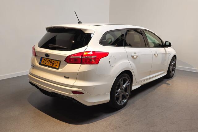 Ford FOCUS Wagon 1.0 ST-Line - Apple Carplay/Android Auto - Stoel/Stuurverwarming - achteruitrijcamera
