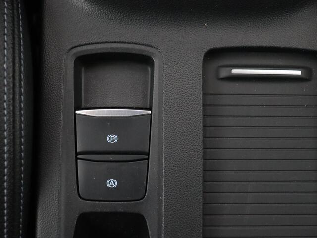 Ford FOCUS 1.5 EcoBoost Active | Panoramadak | Head-Up | Stoel & stuurverwarming | Camera | Adaptive cruise | Full LED | Keyless | Carplay | Navigatie | B&O Sound | Climate control | Park Assist