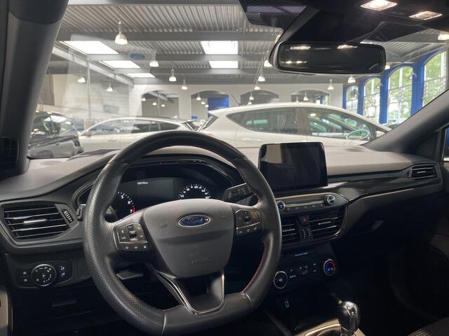 Ford FOCUS EcoBoost 125 pk ST Line | Camera | Adapt. cruise | LED | 4 seiz. banden | 1e eig. | Apple Carplay