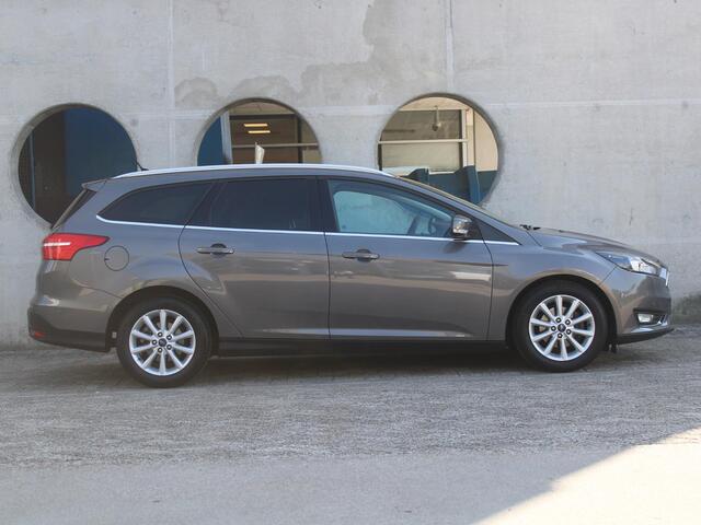 Ford FOCUS Wagon 1.0 Titanium | NAVIGATIE |