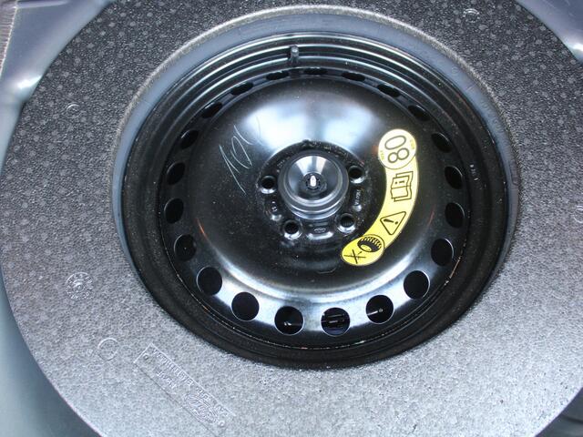 Ford FOCUS Wagon 1.0 Titanium | NAVIGATIE |