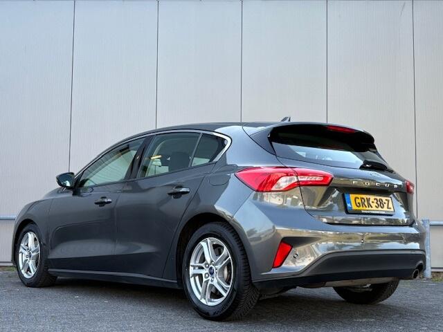 Ford FOCUS 1.5 - airco - navi - cruise - afneembare trekhaak