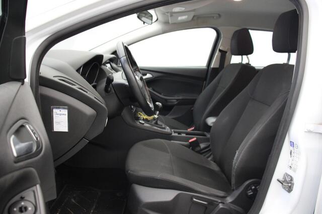 Ford FOCUS Wagon 1.0 Edition - Navi, Camera, Cruise