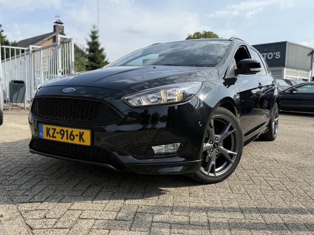 Ford FOCUS Wagon 1.5 ST-LINE NAVI/PDC/CLIMA/TREKHAAK