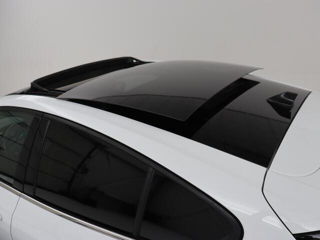 Ford FOCUS 1.0 EcoBoost Titanium | Panoramadak | Head-Up | Stoel & stuurverwarming | Adaptive cruise | B&O Sound | Full LED | Carplay | Keyless | Climate control | Navigatie | Parkeerhulp