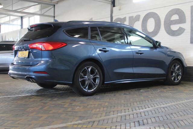 Ford FOCUS Wagon 1.0 Hybrid ST Line | Incl. 12 maanden garantie Cruise control | Climate control | Apple carplay/Android auto | Parkeercamera | DAB radio | Navigatie |