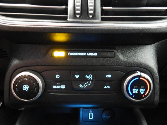 Ford FOCUS Wagon 1.0 EcoBoost Active Business NAVI/CAMERA/ADAPT.CRUISE/TREKH/17"LMV!