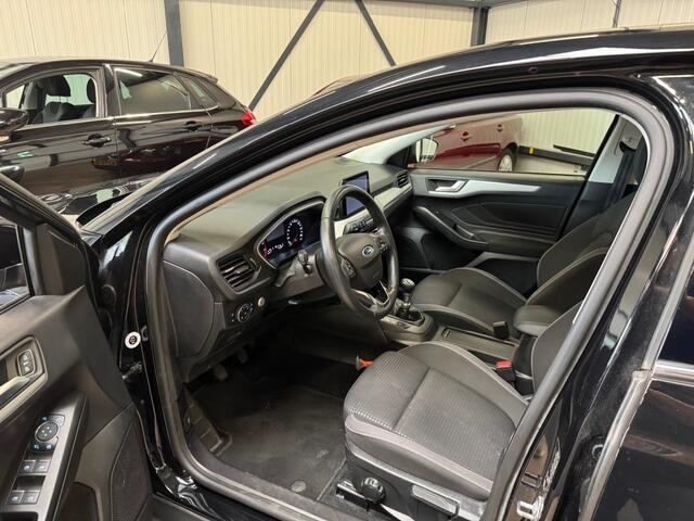 Ford FOCUS 1.0 5drs - ecc - navigatie - nette staat