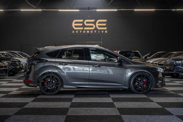 Ford FOCUS 1.0 ST-Line | Camera | Navigatie | Carplay