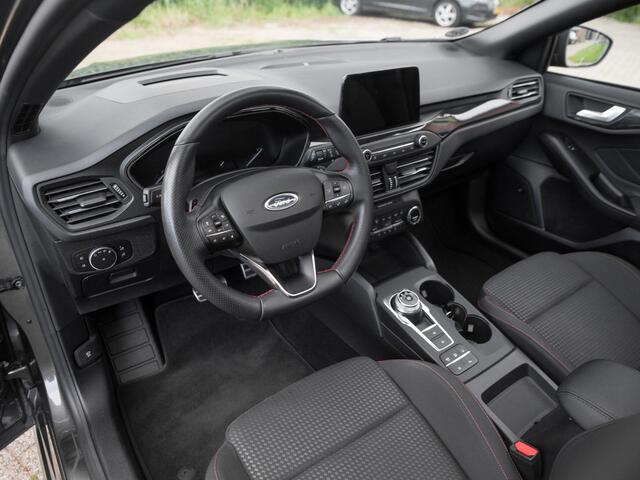 Ford FOCUS 1.5 EcoBoost ST Line X Business Pano ACC B&O