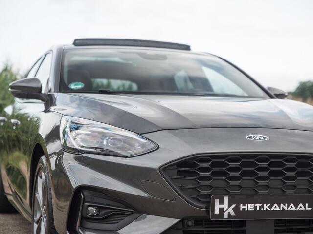 Ford FOCUS 1.5 EcoBoost ST Line X Business Pano ACC Keyless HUD