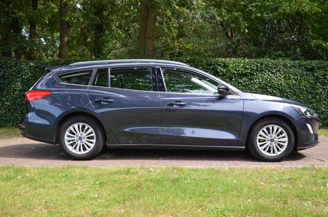 Ford FOCUS Wagon 1.0 EcoBoost Titanium Business Navi/Pdc/Ecc/Led/Stoel&stuur verwarming/Cr-Controle/Privacy-Glass/Lmv