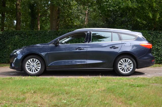 Ford FOCUS Wagon 1.0 EcoBoost Titanium Business Navi/Pdc/Ecc/Led/Stoel&stuur verwarming/Cr-Controle/Privacy-Glass/Lmv