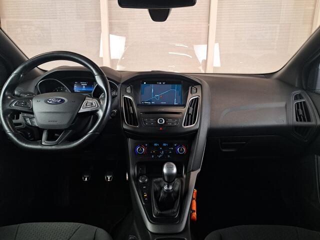 Ford FOCUS Wagon 1.0 ST-Line + NAVI