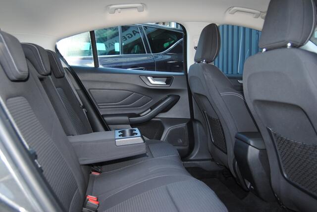 Ford FOCUS 1.0 EcoB. ST L. Bns