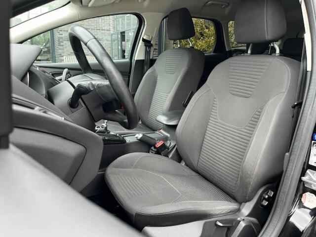 Ford FOCUS 1.5 150PK TITANIUM WAGON - NAVI - TREKH.