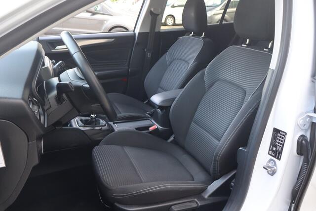 Ford FOCUS Wagon 1.0 EcoBoost Titanium Business NL-Auto!! Apple Car-Play I Climate