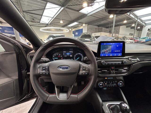 Ford FOCUS Wagon EcoBoost Hybrid 125 pk ST Line | Winter Pack | AGR stoel | LED | Adapt. cruise | Camera |