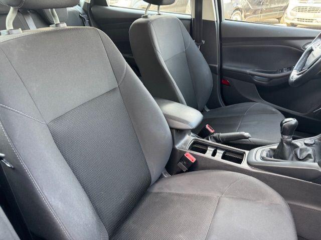 Ford FOCUS Wagon 1.0 Lease Edition Airco/ECC,Cruisecontrol,Navigatie