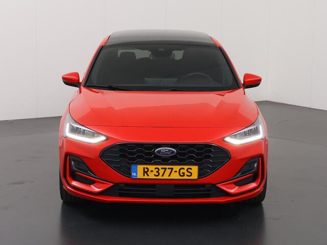 Ford FOCUS 1.0 EcoBoost Hybrid ST Line X | Panoramadak | Winterpakket | B&O | Cruise Control Adaptief | Navigatie |