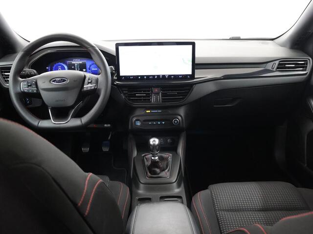 Ford FOCUS 1.0 EcoBoost Hybrid ST Line X | Panoramadak | Winterpakket | B&O | Cruise Control Adaptief | Navigatie |