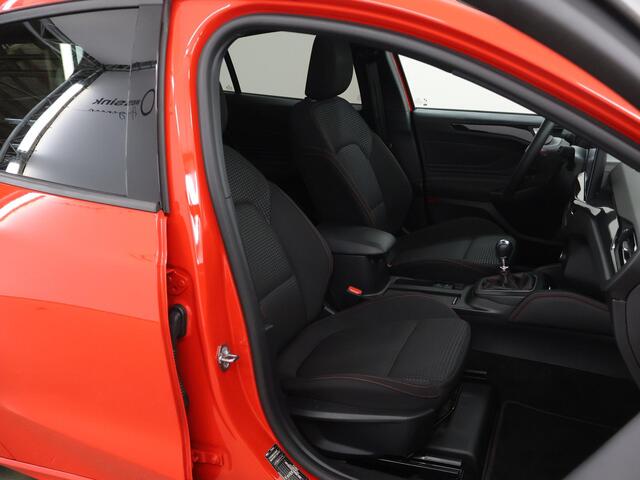 Ford FOCUS 1.0 EcoBoost Hybrid ST Line X | Panoramadak | Winterpakket | B&O | Cruise Control Adaptief | Navigatie |