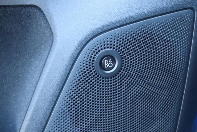 Ford FOCUS 1.0 ECOBOOST ST-LINE BUSINESS | B&O | KEY-LESS | CAMERA | LED | CARPLAY | CLIMATE