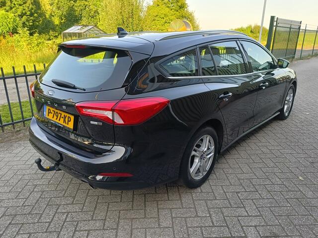 Ford FOCUS Wagon 1.0 EcoBoost Hybrid Trend Edition Business | Airco | Trekhaak | Camera | BTW |