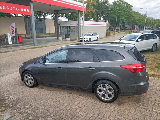 Ford FOCUS WAGON 1.5 TDCI Titanium Automaat, Navi, Cruise