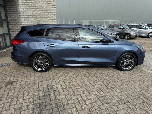 Ford FOCUS Wagon 1.0 EcoBoost Titanium Business