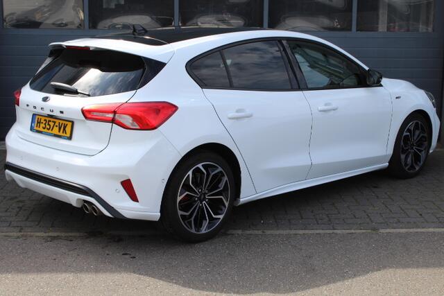 Ford FOCUS 1.0 EcoBoost ST Line Business Adaptive Cruise, Climate, Bluetooth, Lm velgen