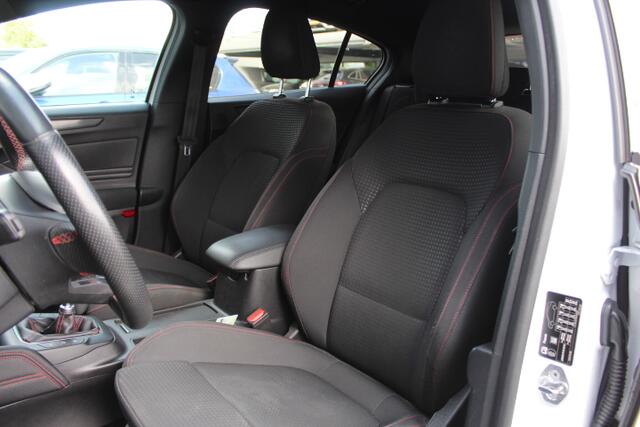 Ford FOCUS 1.0 EcoBoost ST Line Business Adaptive Cruise, Climate, Bluetooth, Lm velgen