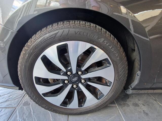 Ford FOCUS Wagon 1.0 EcoBoost Hybrid Titanium