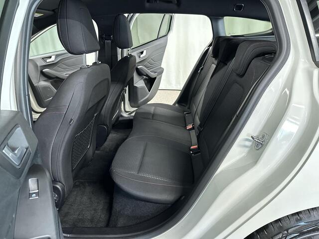 Ford FOCUS Wagon 1.0 EcoBoost Hybrid ST Line X Business