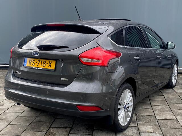 Ford FOCUS BWJ 2018 | 1.0 16PK Titanium | TREKHAAK | SCHUIFDAK | CLIMA | CAMERA | CARPLAY | NAVI | CRUISE | 2X PDC |