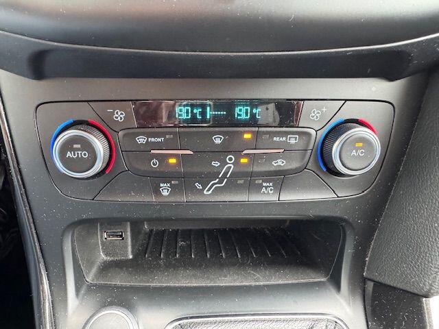 Ford FOCUS Wagon 1.0 125pk Titanium 162.000km Airco/ECC,Cruisecontrol,Navigatie