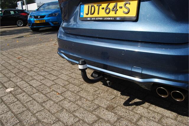 Ford FOCUS Wagon 1.5 EcoBoost ST-Line Business 150pk TREKHAAK | WINTERPACK | CAMERA | GROTE SPOILER | NAVIGATIE