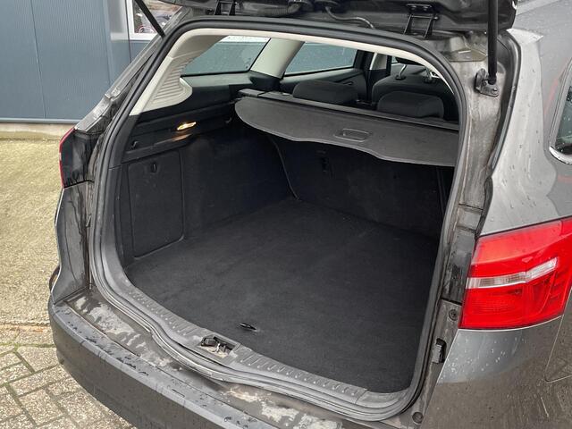 Ford FOCUS Wagon 1.0 Lease Edition - Navigatie - Climate Control - Apple Carplay/Android Auto