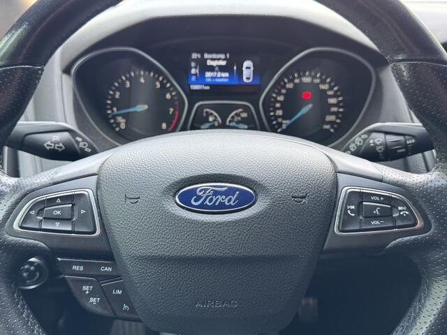 Ford FOCUS Wagon 1.0 Ecoboost 125pk H6 ST-Line Navigatie LMV PDC Climate Control