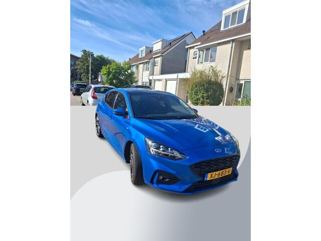 Ford FOCUS 1.0 EcoBoost ST Line Business 125pk Panorama dak | Achteruitrijcamera | Adaptieve Cruise | Winterpack | Full LED | B&O Audio | 18 inch velgen