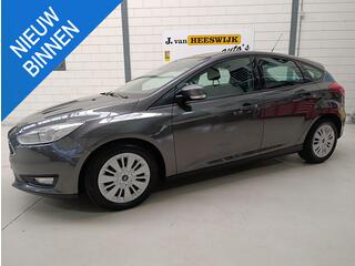 ford-focus-1.0-trend