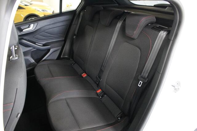 Ford FOCUS 1.0 EcoBoost ST Line Business Airco | Cruise | Carplay | Lichtmetaal | Org. NL.