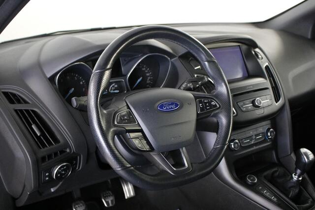 Ford FOCUS 1.0 Ecoboost ST-Line 125 PK. Airco | Cruise | Carplay | Navi | Lichtmetaal.