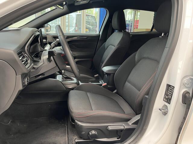 Ford FOCUS Wagon EcoBoost 155PK Hybrid ST Line | Winter pack | Adapt. Cruise | Camera | Draadloos CarPlay |