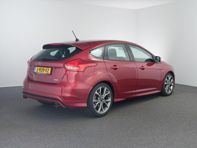Ford FOCUS ST-Line Eco-Boost | 183PK | Carplay |