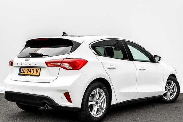 Ford FOCUS 1.0 EcoBoost Ed. Business | Sportstoelen | PDC | 16 inch LMV | Getint Glas | Volledig onderhouden