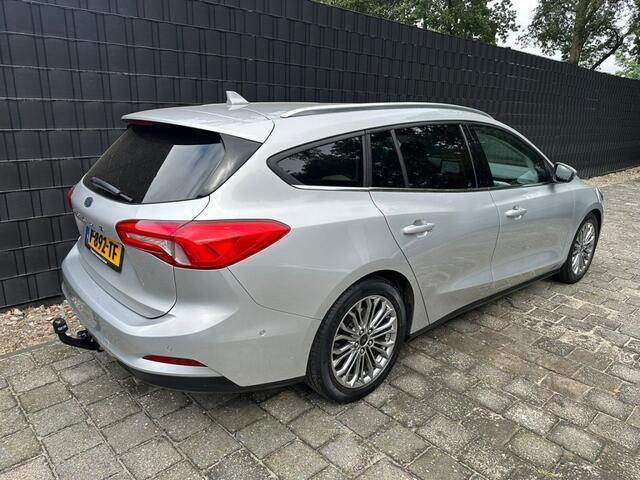 Ford FOCUS 1.5 ECOB. TIT. BNS **DAB//BenO//CARPLAY**