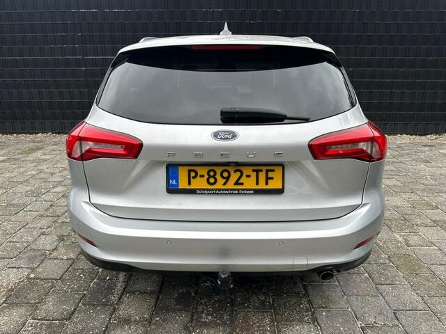 Ford FOCUS 1.5 ECOB. TIT. BNS **DAB//BenO//CARPLAY**