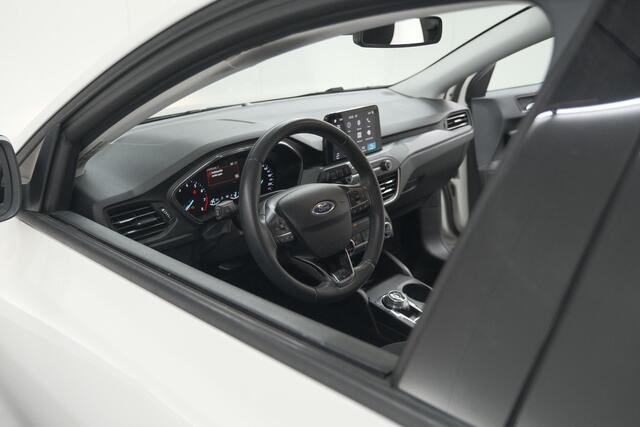 Ford FOCUS 1.5 EcoBoost Active Business | Lage Kilometerstand | Navigatie | Parkeersensoren | Apple Carplay